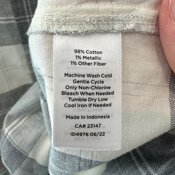 TALBOTS | Petite Gray & White Plaid Button Front Shirt Metallic | Size Medium - Picture 6 of 6